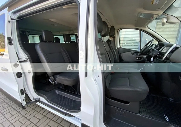 Renault Trafic cena 77900 przebieg: 165700, rok produkcji 2018 z Swarzędz małe 352